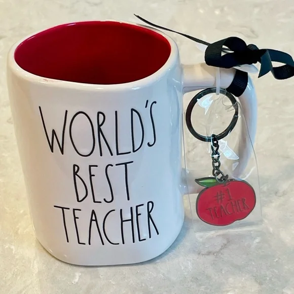 NEW Rae Dunn WORLDS BEST TEACHER coffee mug With #1 Teacher Key Chain Great Gift - Picture 5 of 6